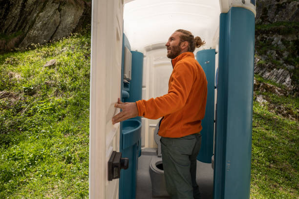 Best Porta potty rental near me  in Jeffersonville, OH