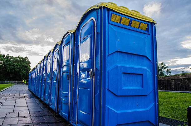 Best Porta potty rental near me  in Jeffersonville, OH